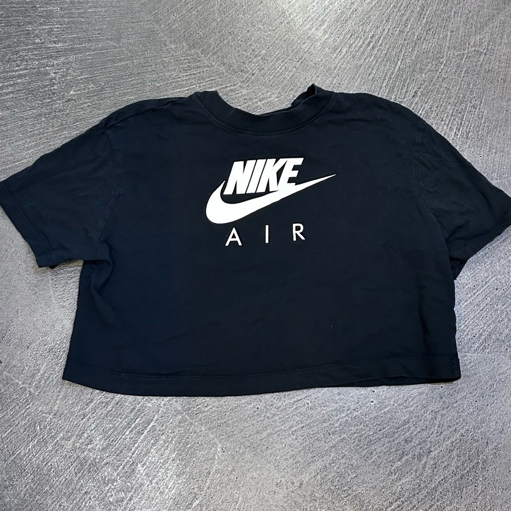 Nike black cropped tee
